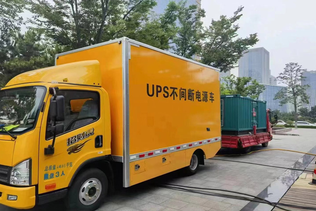 黎母山镇发电机租赁施工现场